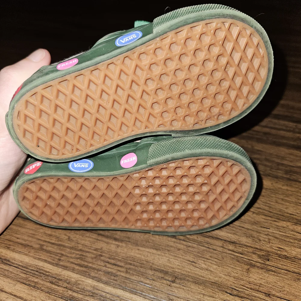 Vans Avocado Baby Shoes - Green and Cream Toddler 4